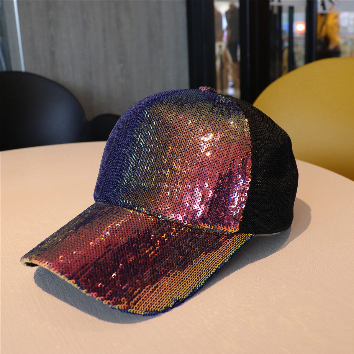 Wholesale Summer mesh sequin hat women's breathable sun hat travel fashion all-match baseball cap